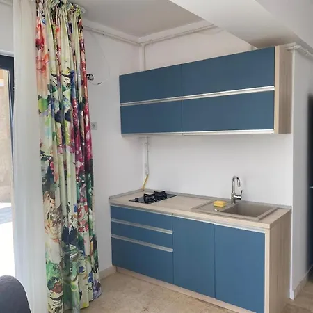 By The 16 Apartman Mamaia